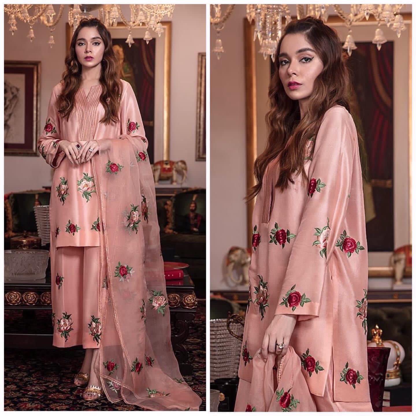 Buy Designer Pakistani Suits for Women Online | Libas